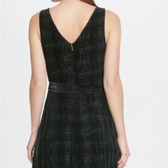 DKNY Rockstar BEST DRESS EVER Black Texture Wrap Dress Size 8 - Picture 8 of 9